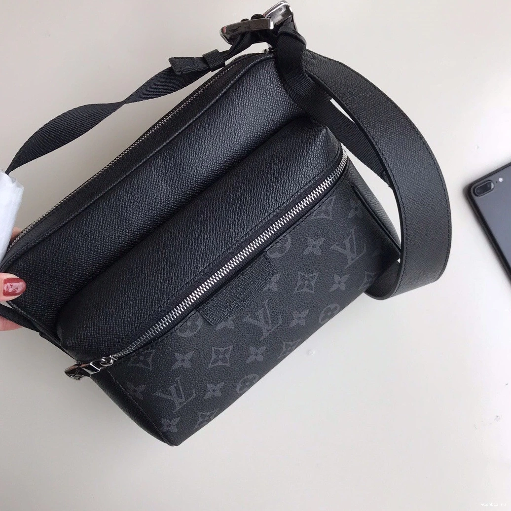 WIS Messenger Louis Vuitton 0727